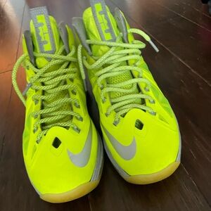 Nike lebron 10